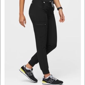 Figs: Zamora XS jogger scrub pant (color black)